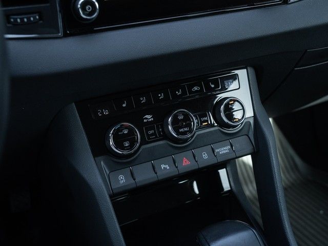 Karoq 1.5 TSI Style DSG AHK+VARIOFLEX+ACC