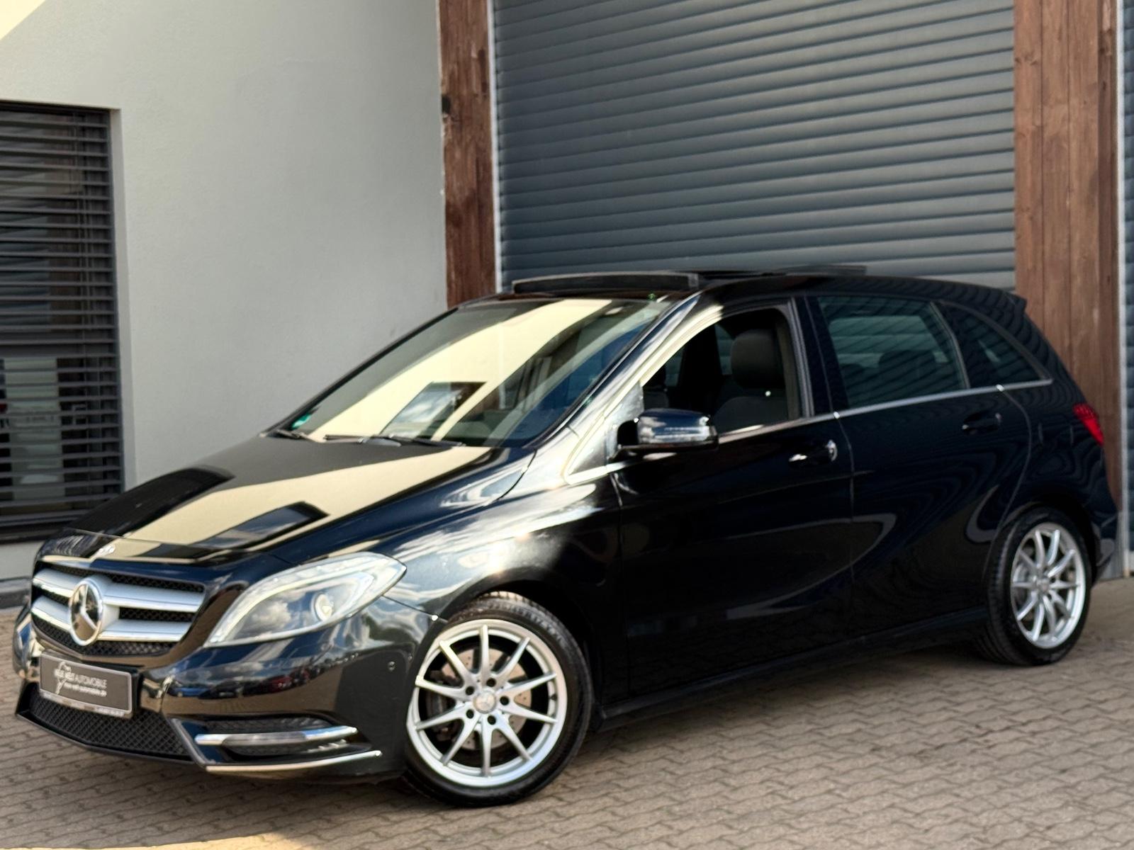 Mercedes-Benz B 200 Sport/Pano/LED/Navi/TLeder/SHZ/AHK/Tempoma