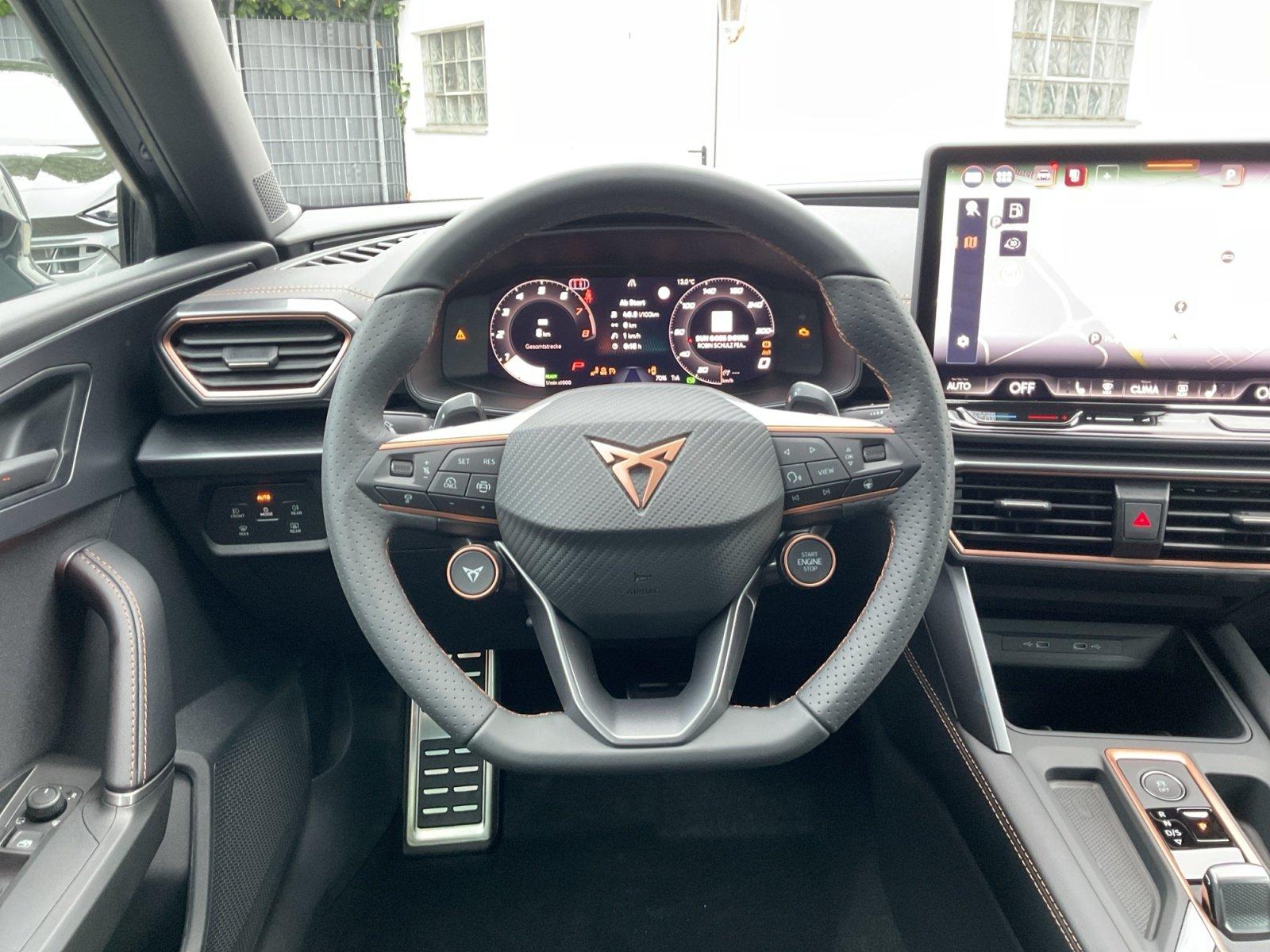 Cupra Leon 1.5 eTSI DSG ACC+LED+NAVI+SHZ+DCC