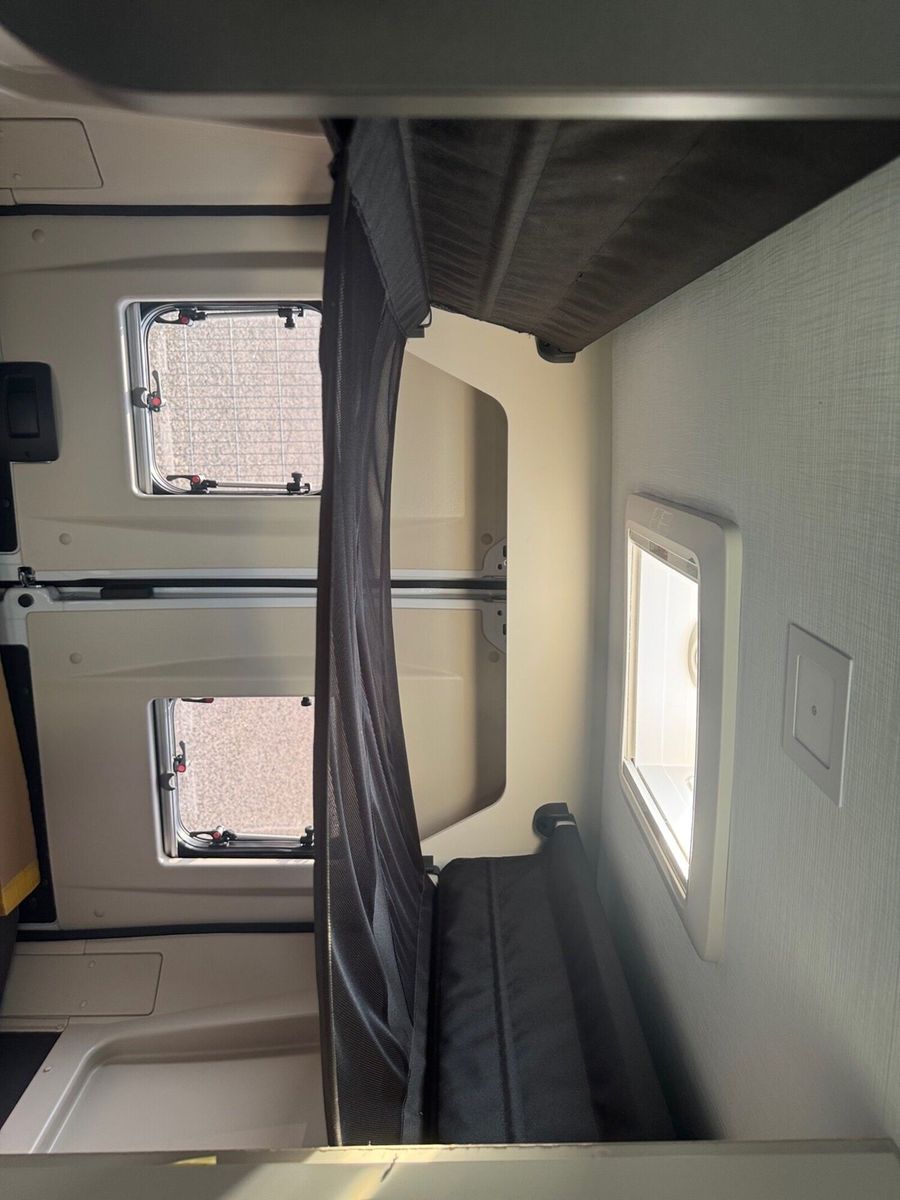 Fahrzeugabbildung Chausson Van 540 GOLDEN LINE DÖRR EDIT Markise Solar RK