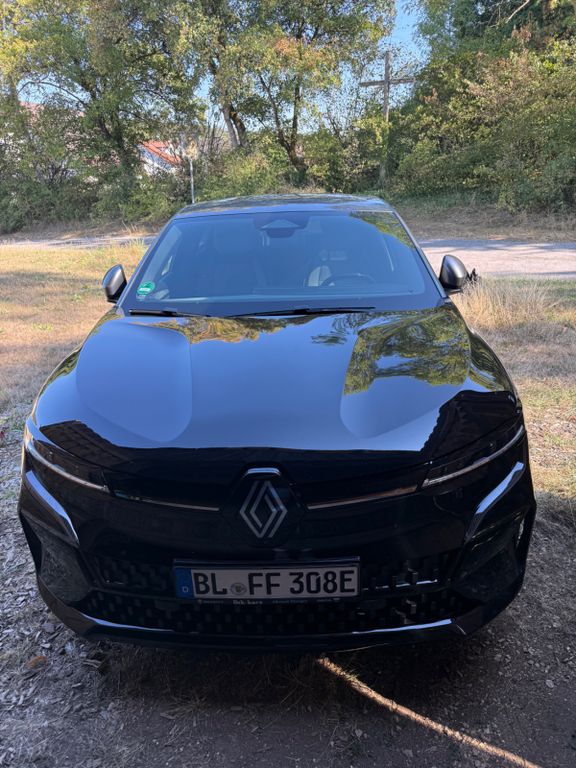 Image of Renault Megane E-TECH