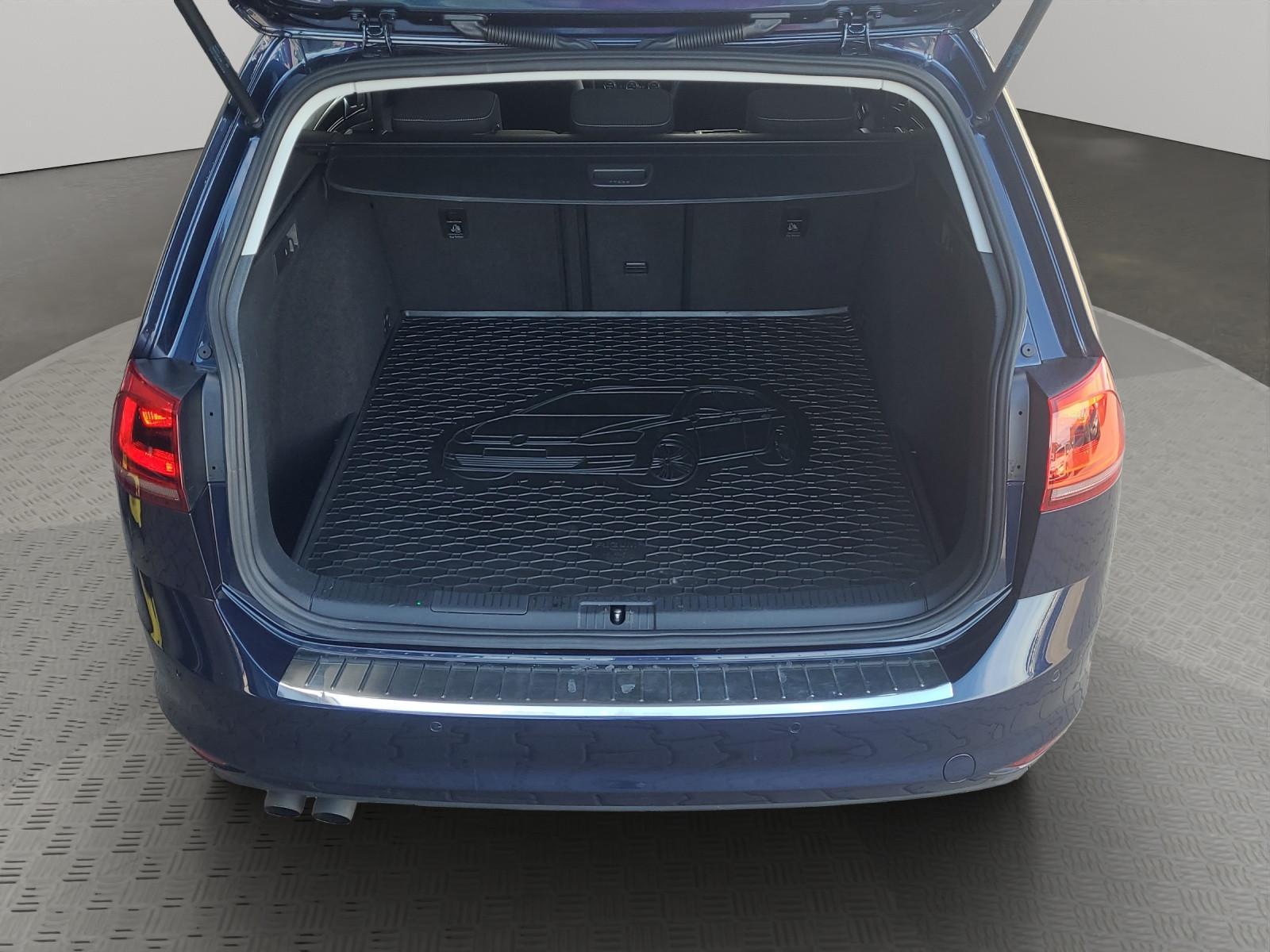 Volkswagen Golf VII Variant Highline *Bi-Xenon*Alcantara*