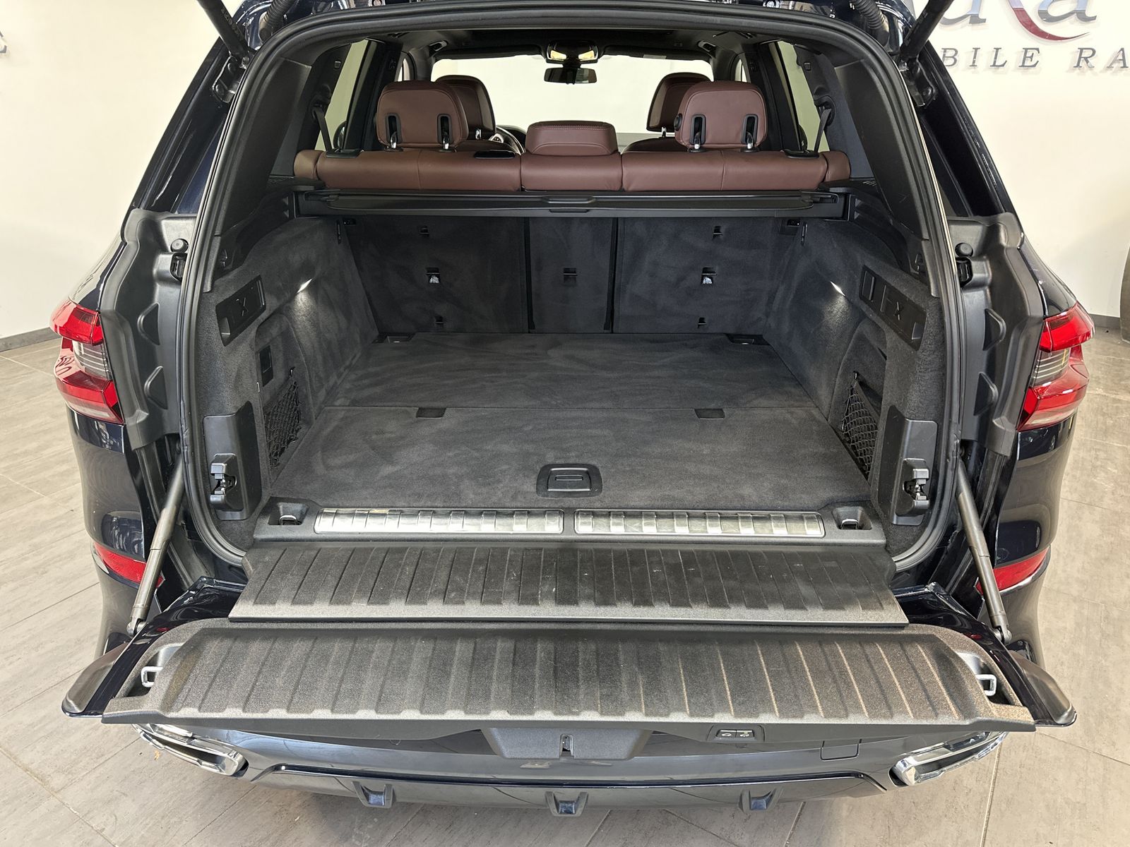 Fahrzeugabbildung BMW X5 xDrive45e M-Sport NAV+LED+PANO+360°+ACC+21ZO