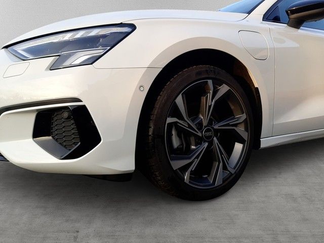 Fahrzeugabbildung Audi A3 Sportback advanced 40TFSIe AHK BlackOptik ele