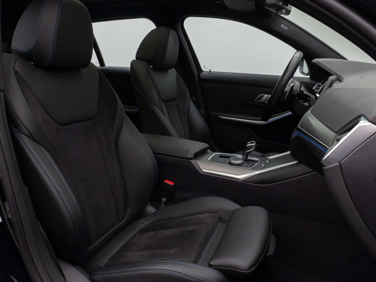 Fahrzeugabbildung BMW 320d M Sport Kamera DAB HiFi Komfort Alarm 19Zol