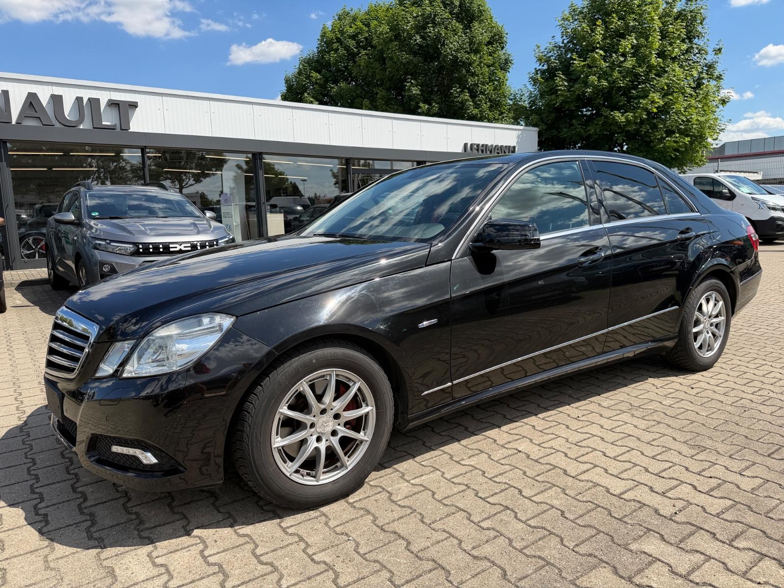 Mercedes-Benz E 250 CGI Limousine BlueEfficiency AMG