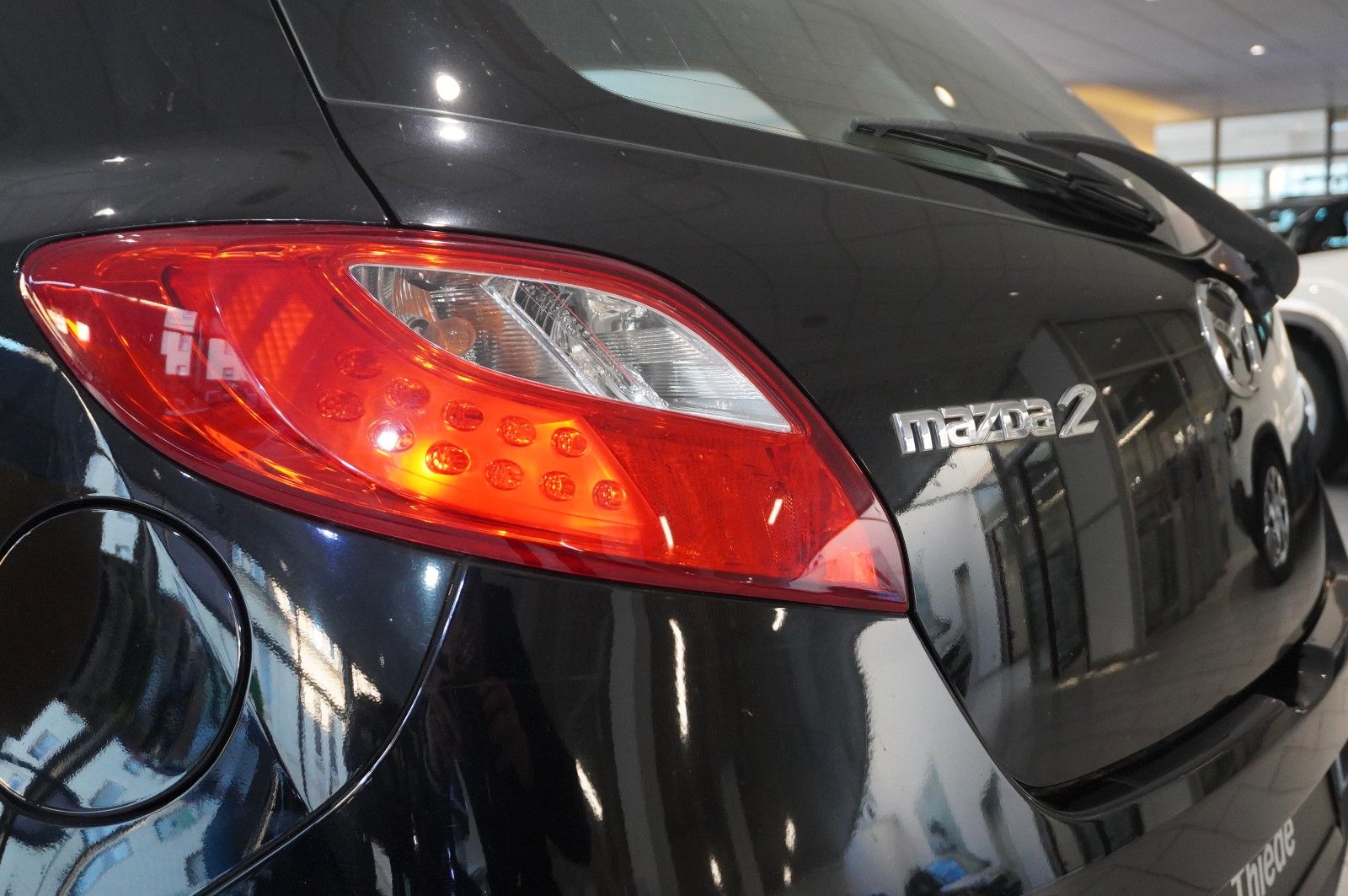 Fahrzeugabbildung Mazda 2 Lim. 1.6D SPORT LINE KLIMA/NEBEL/CD/TÜV/AHK