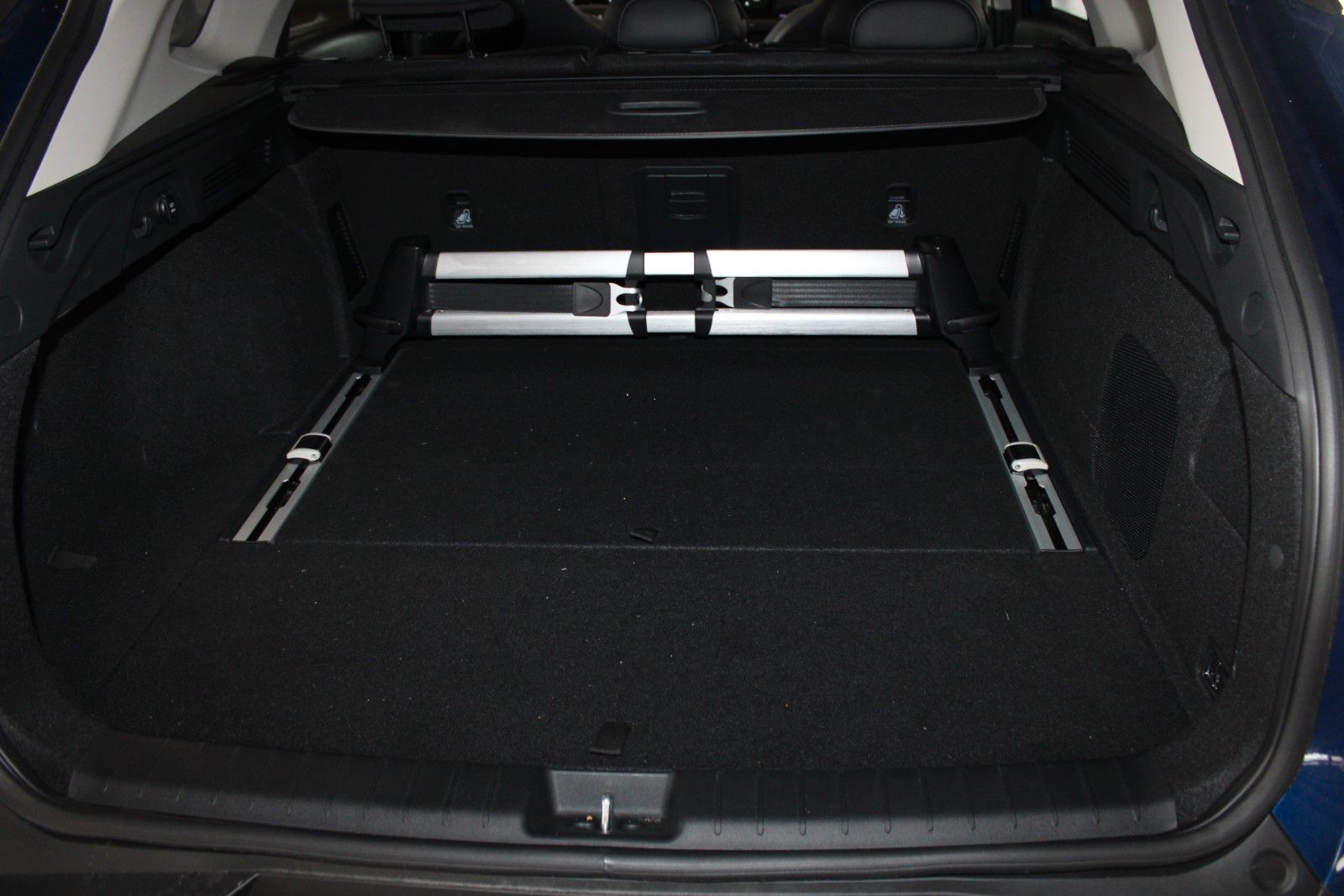 Fahrzeugabbildung Kia K4 1.6 T-GDI Sportswagon Spirit SOUND-PAKET 360°