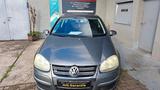 Volkswagen Golf V Lim. GT,1.4 ATM  , KM 125000 - : bis 2000 €, TÜV
