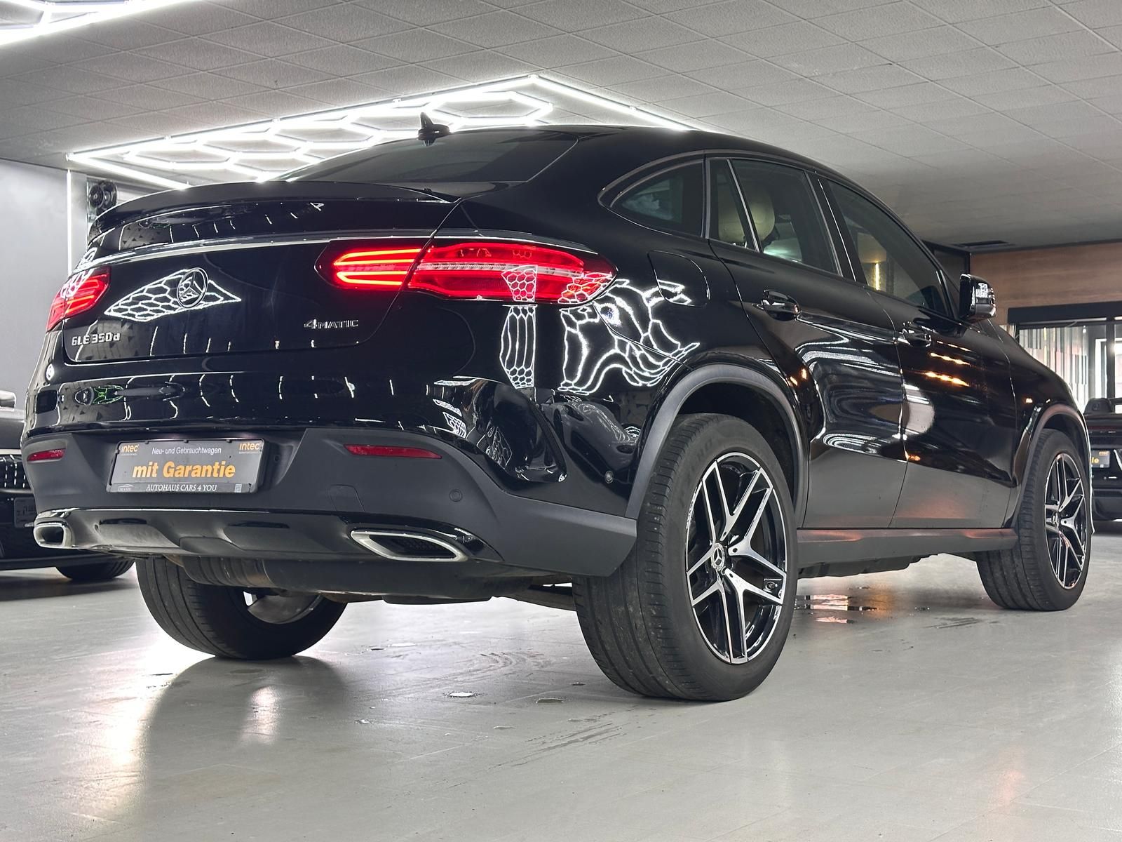 Mercedes-Benz GLE 350 Coupe d 4Matic AMG Line PANO LEDER CAM foto 4