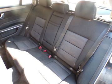 Mercedes E 200 - 10