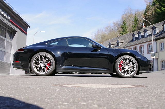 Porsche 992.2 4S*Schiebdach,Chrono,Sitzlüftung,BOSE,360°