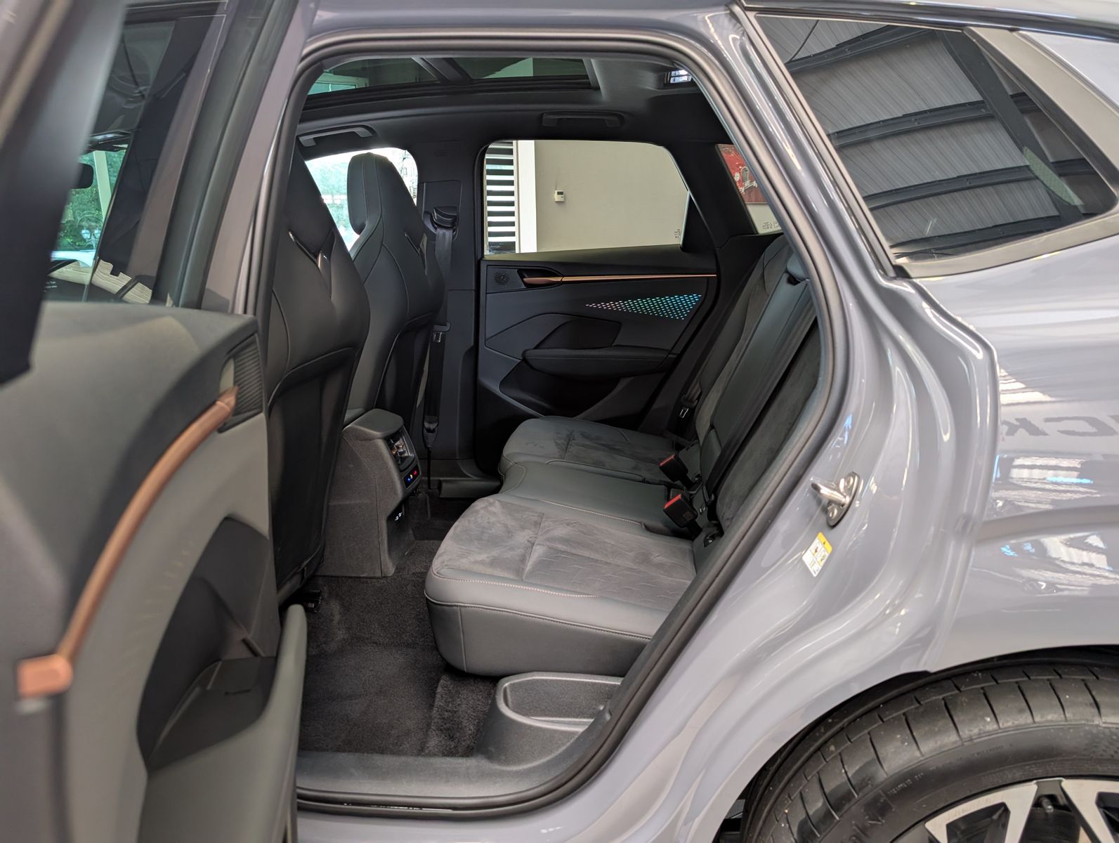 Fahrzeugabbildung CUPRA Terramar 2.0 VZ 4D Drive-XL HUD Matrix Pano 20"