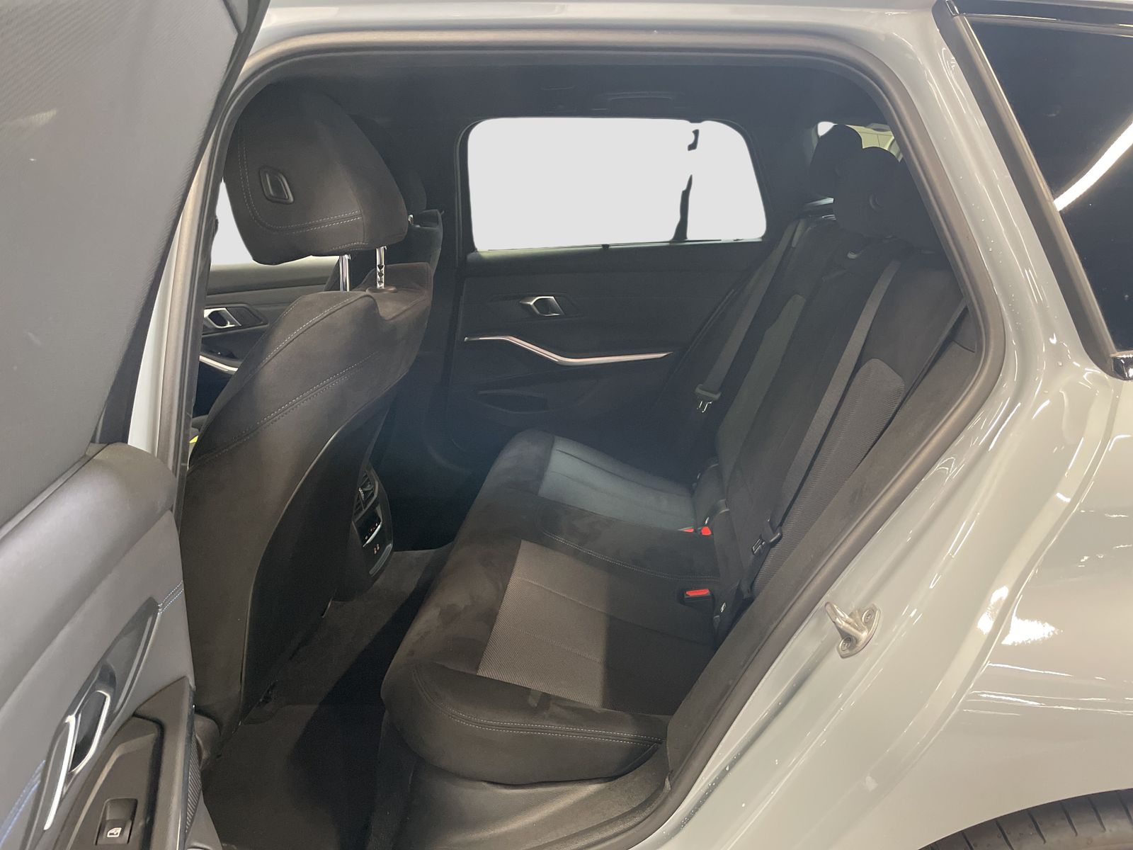 BMW 320 - Bild 13