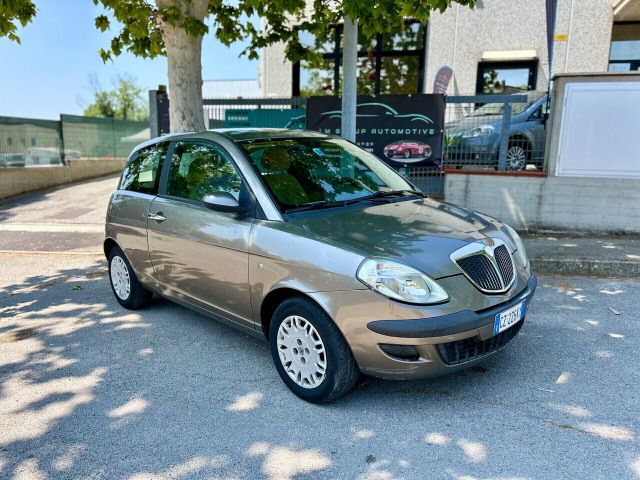 Lancia Ypsilon 1.2 Oro berlina 2 volumi - APPENA