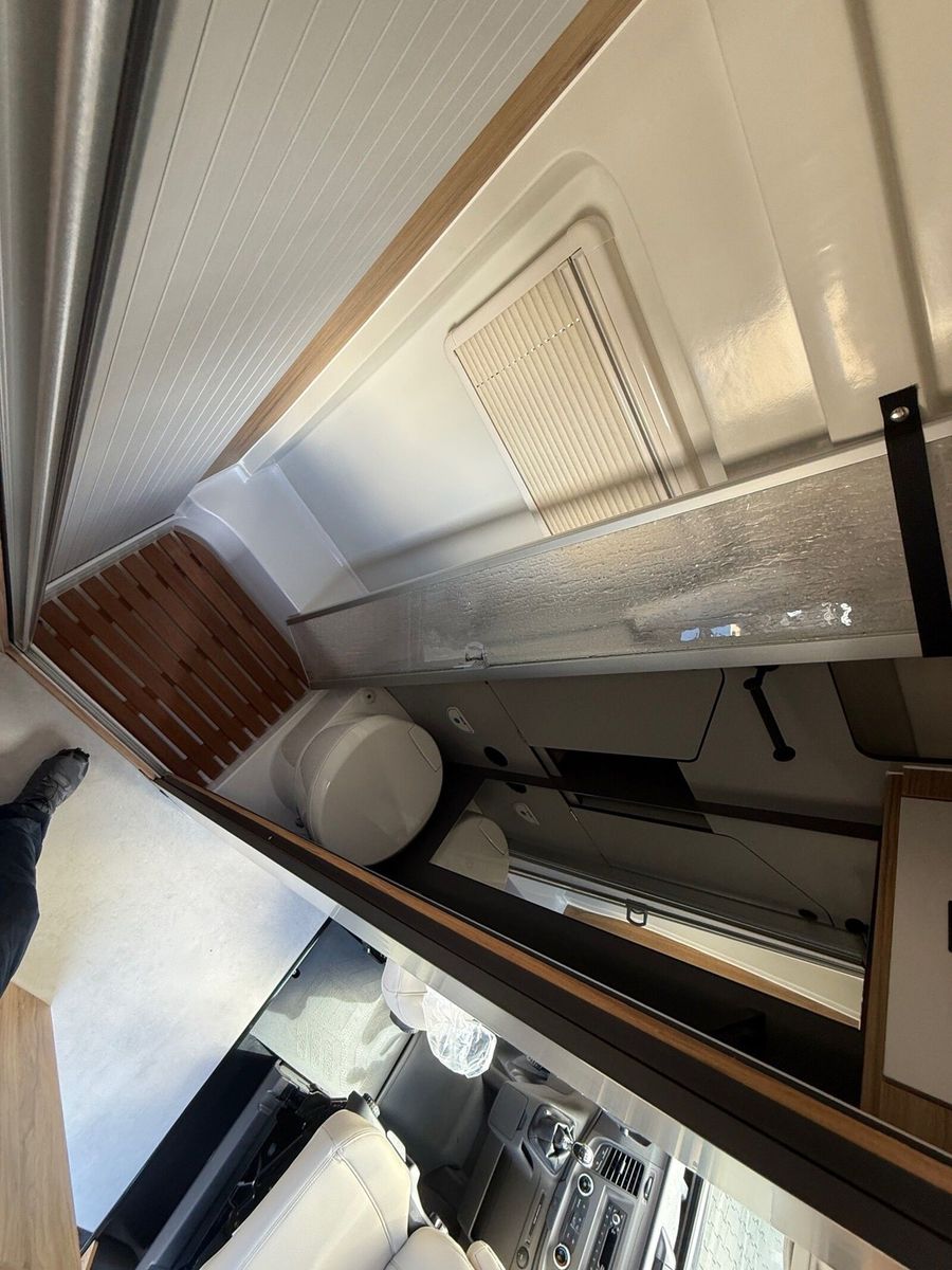 Fahrzeugabbildung Karmann Dexter 4x4 DE 570 AW Allrad 4x4, Rückfahrkamera