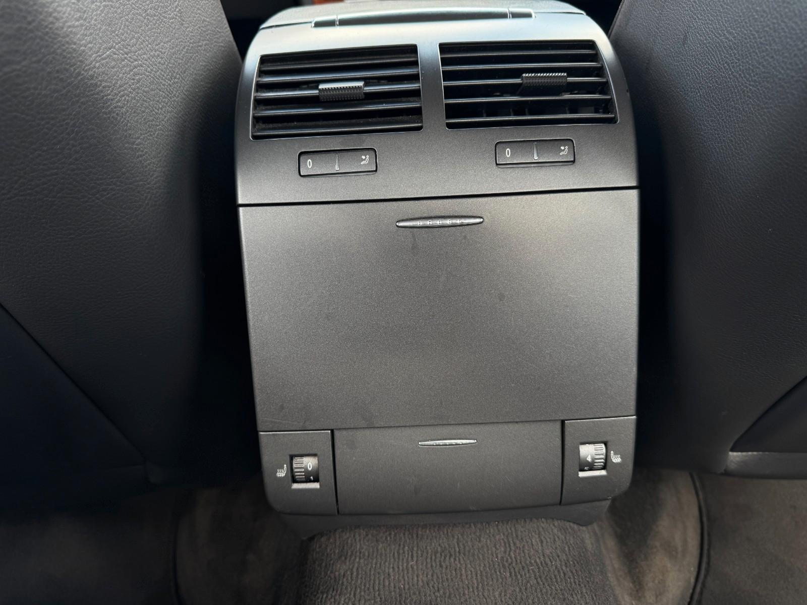 Volkswagen Phaeton 3.2 V6 SCHIEBEDACH SHZ NAVI XENON
