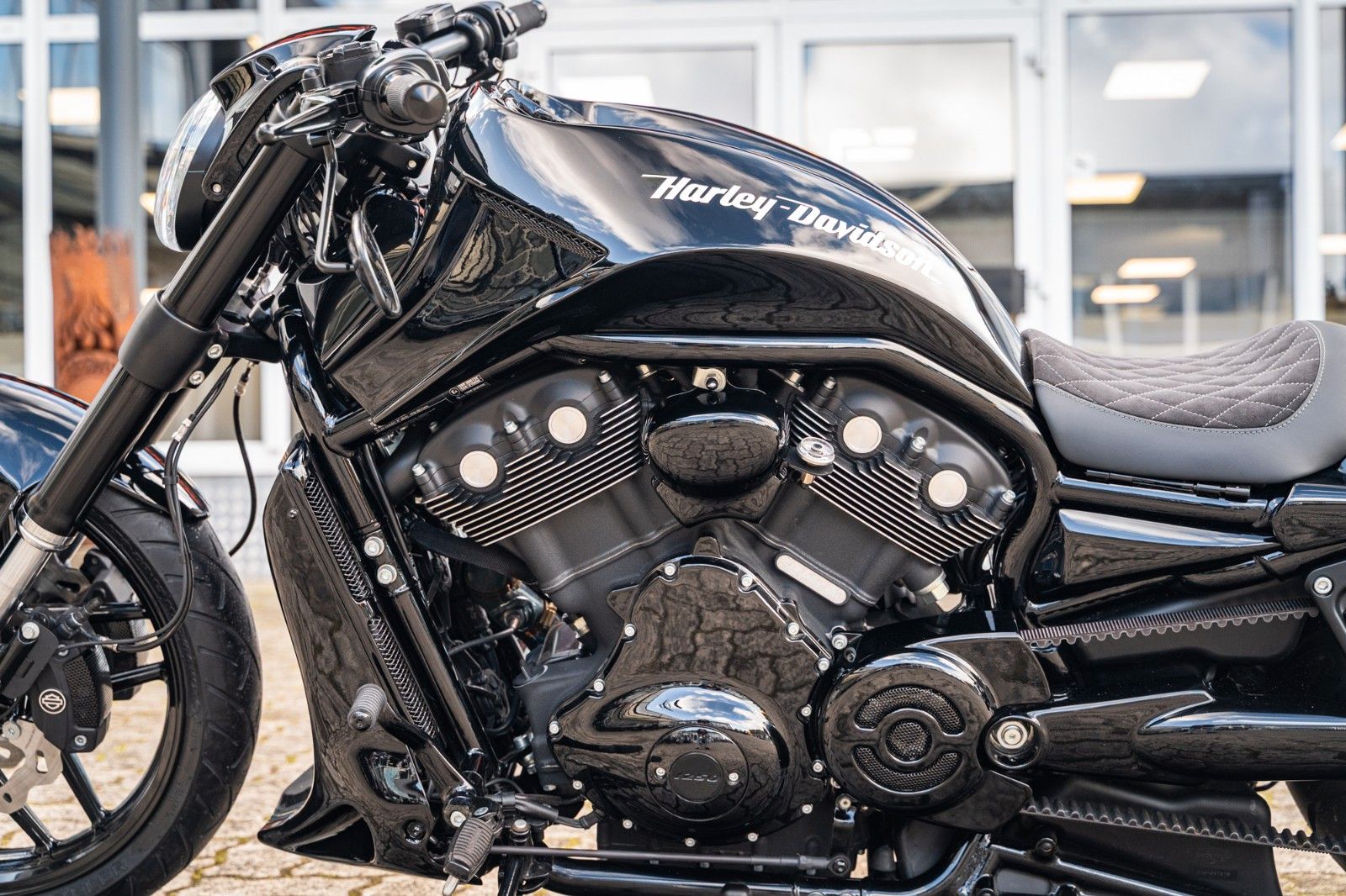 Fahrzeugabbildung Harley-Davidson VRSCDX Night Rod Special AIRRIDE 280 BadBoyCusto