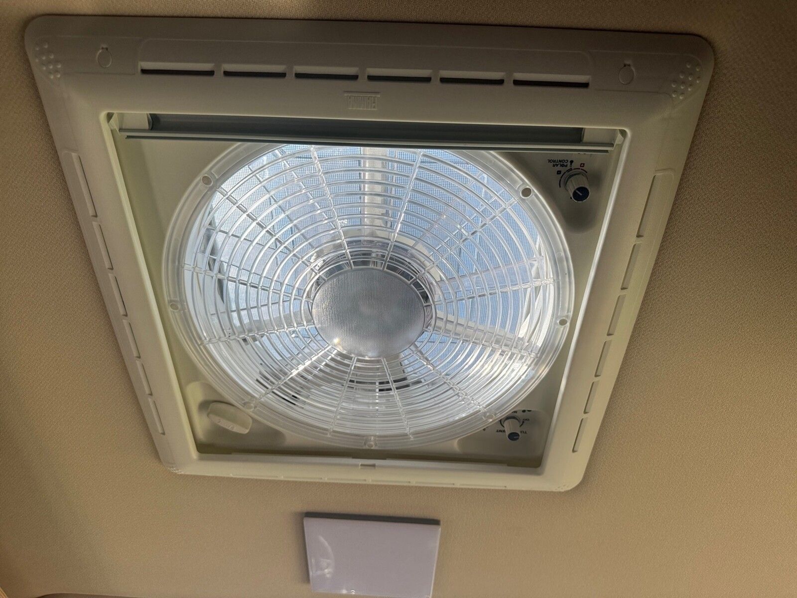 Fahrzeugabbildung Eura Mobil Profila T 726 EF Comfort Mondial-Plus-S-Pakete