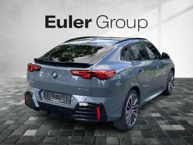 BMW iX2 eDrive20 M-Sport-Pro Pano 20'' Iconic adLED foto 4