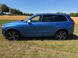 Volvo XC90 D5 AWD R Design Standheizung 22 Zoll VOLL - Volvo XC90 in Augsburg