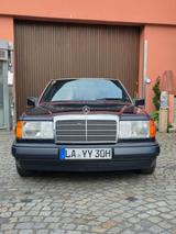 Mercedes-Benz E 200 w124 Sammlerzustand - Mercedes-Benz 200 aus 1990