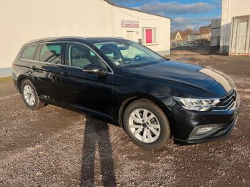 Volkswagen Passat - 2
