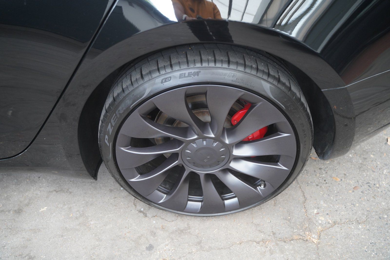 Tesla Model 3 Performance 1. Hand foto 14