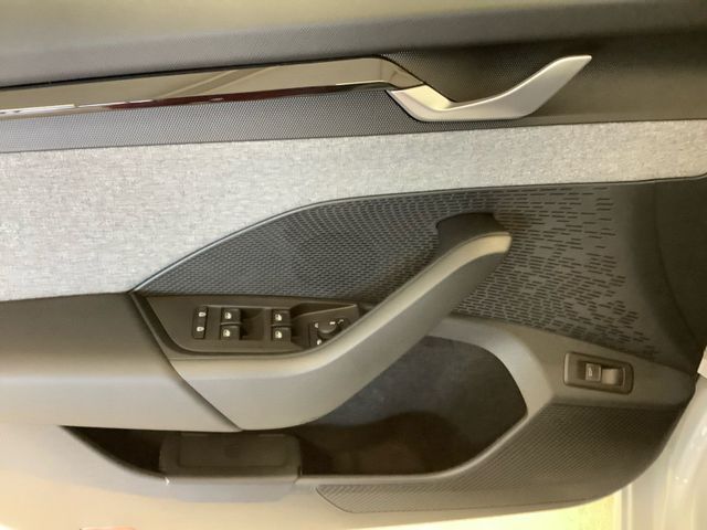 Octavia Combi Exclusive 1,5 TSI DSG NAVI SHZ PDC