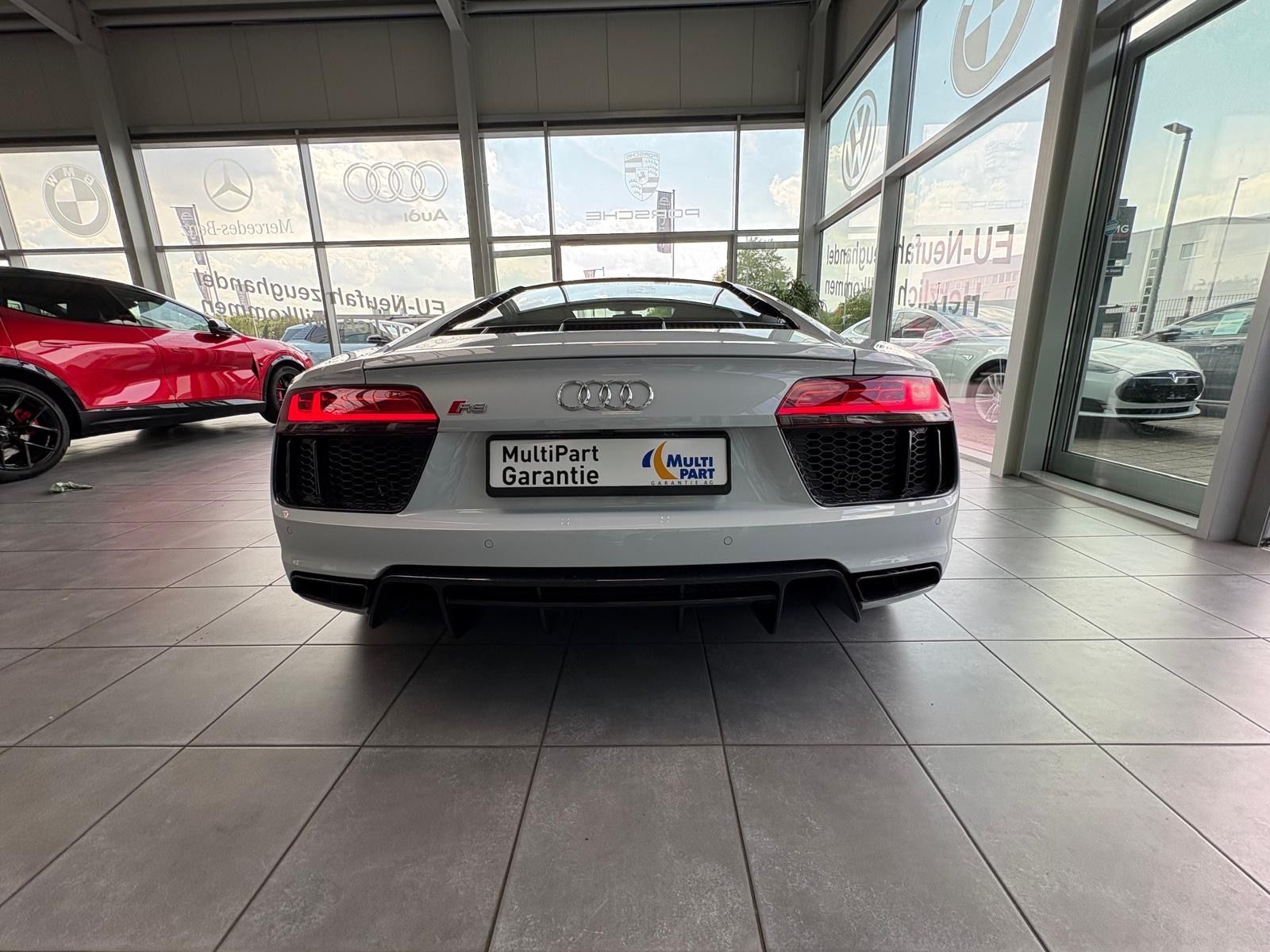 Fahrzeugabbildung Audi R8 Coupe 5.2 FSI quattro/erst 19800 km