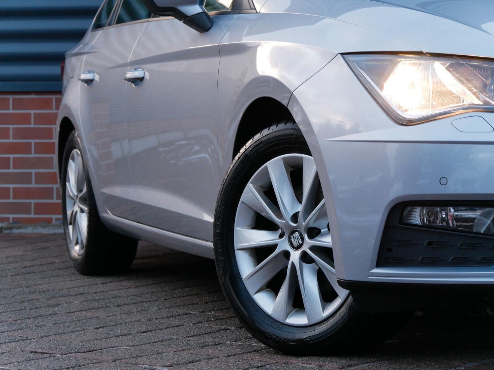 Seat Leon ST Style 1.6 TDI 115 PS|ACC|AHK|Standheiz.