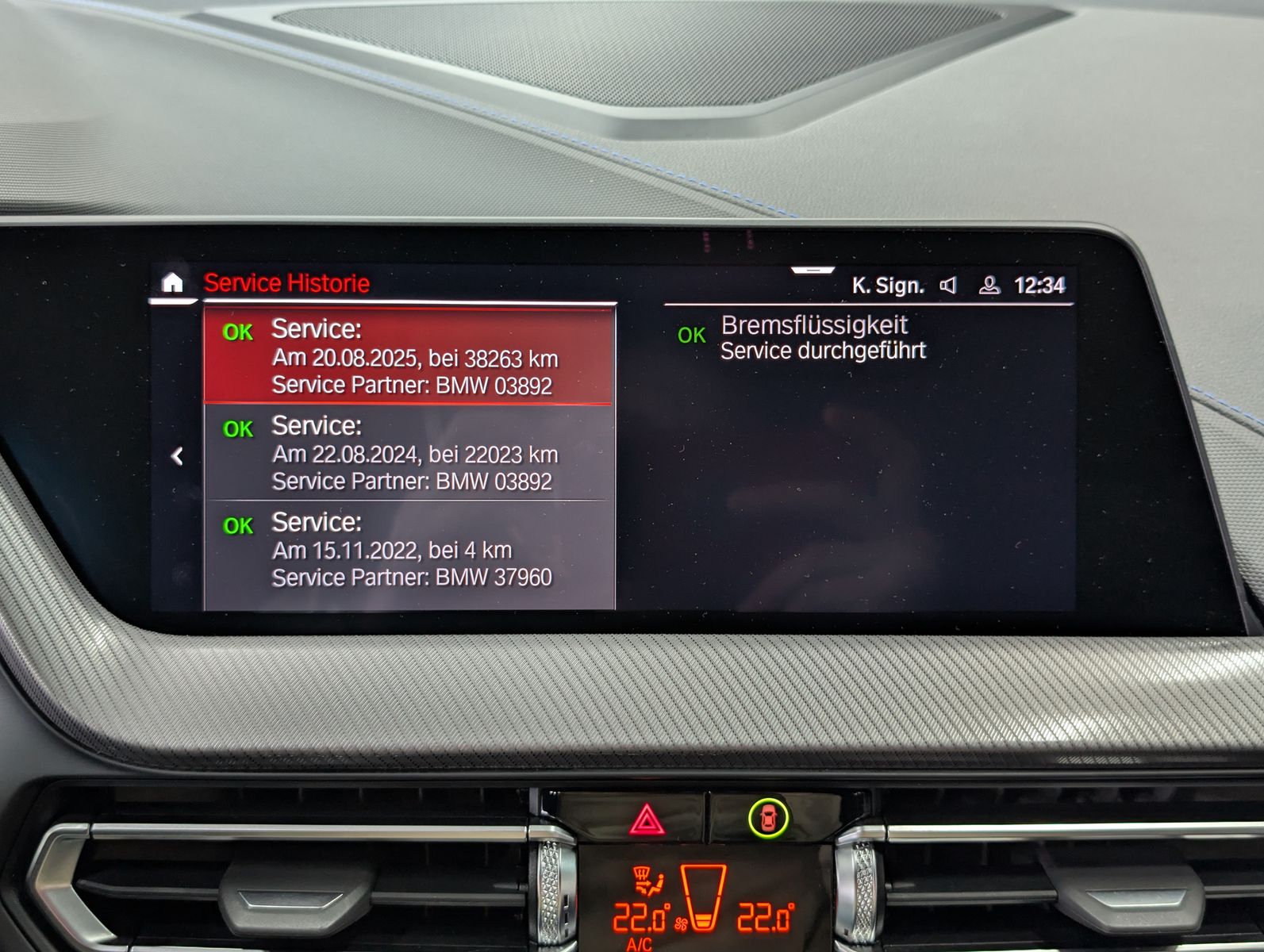 Fahrzeugabbildung BMW 120 i M Sport Shadow-Line AHK VIRT APP AMBI LED