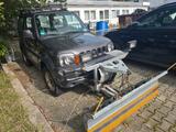 Suzuki Jimny 1.3 AR. 4x4 Schneeschild Zastreuer 9800 € - gebrauchte Suzuki Jimny aus dem Jahr 2012