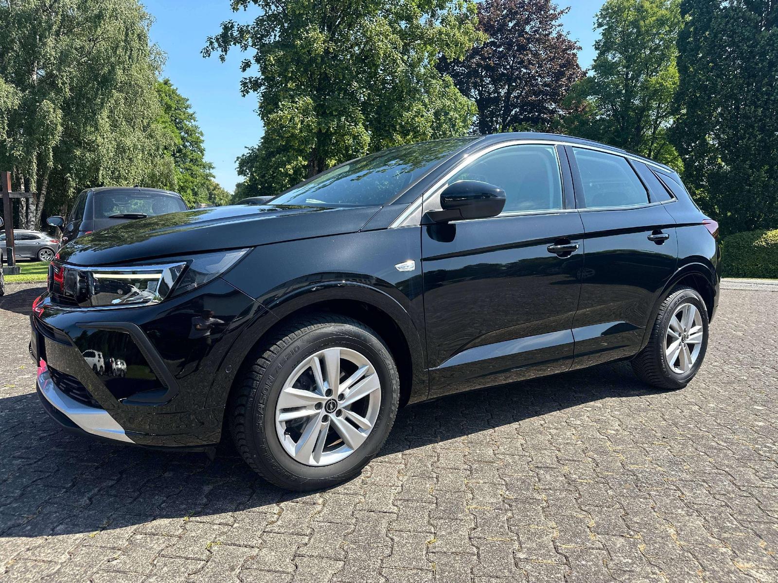 Opel Grandland X 1.2 Turbo Enjoy  Technologie-Paket P