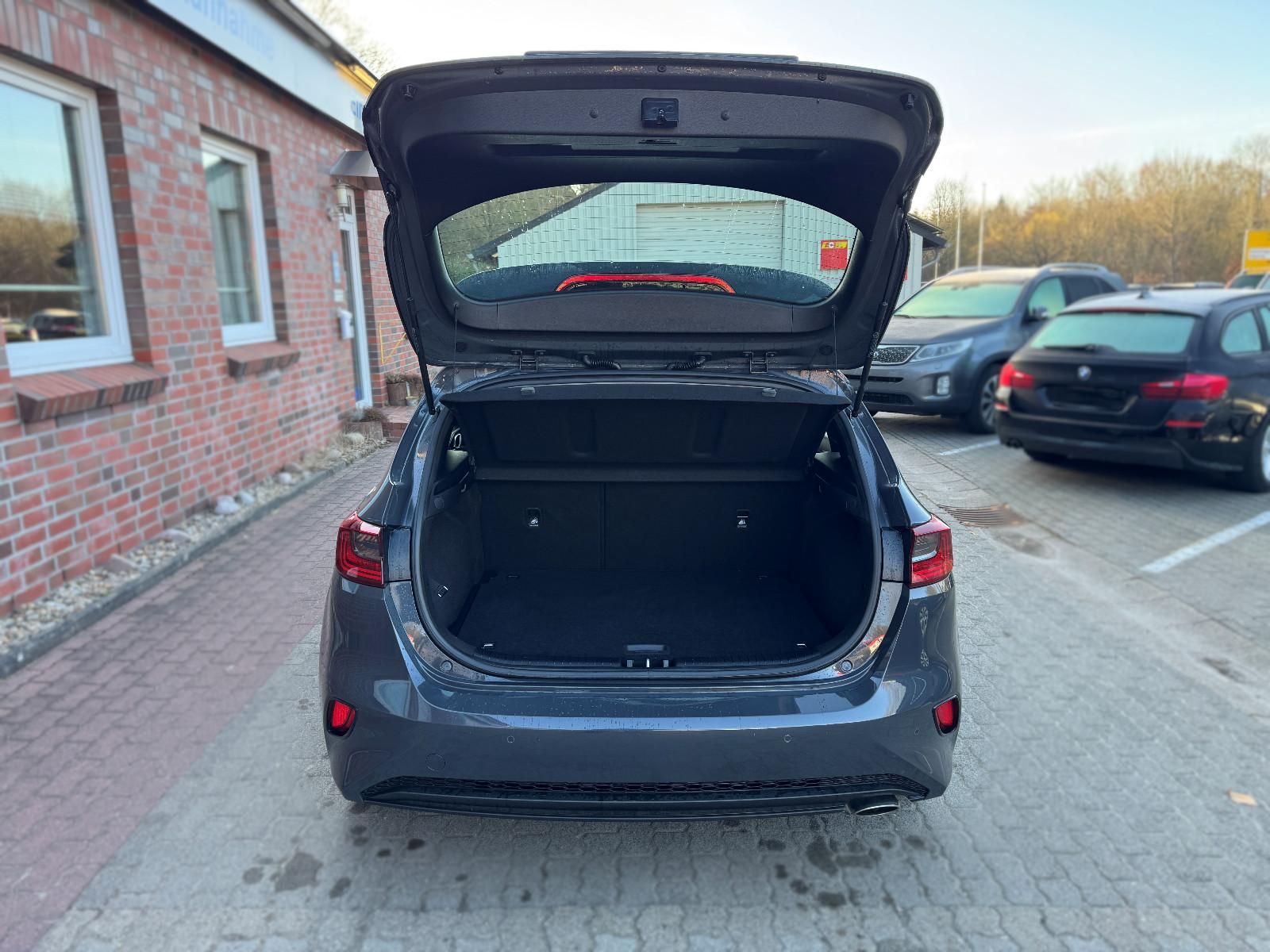 Kia Ceed Vision LHZ DAB RÜCKF.-KAMERA