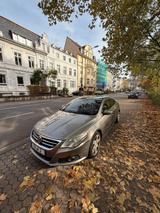 Volkswagen Passat CC 2.0 Benzin - Volkswagen Passat CC mit Benzin-Antrieb: Limousine, 2.0