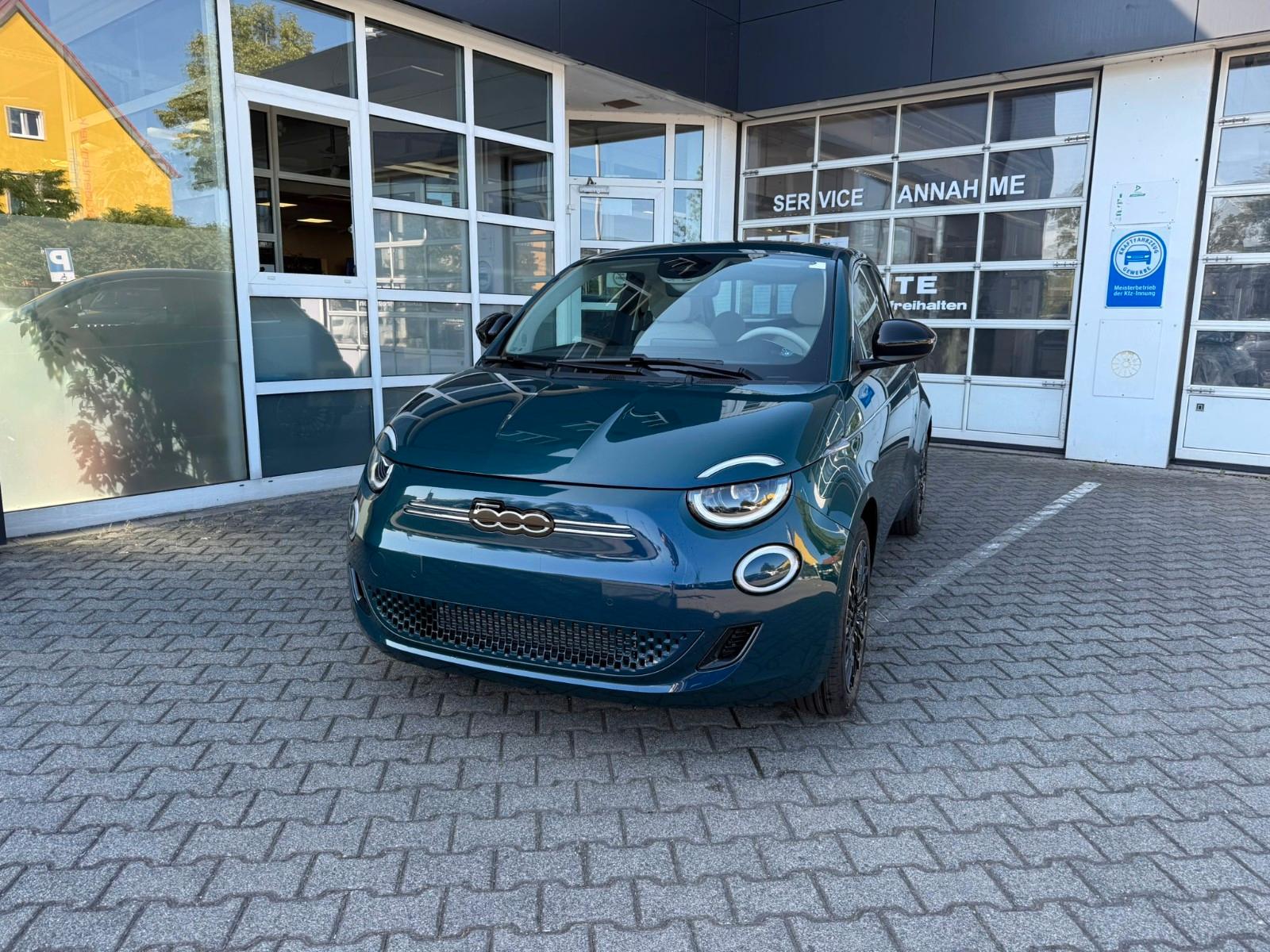 Fiat 500e La Prima Limousine 42 kWh