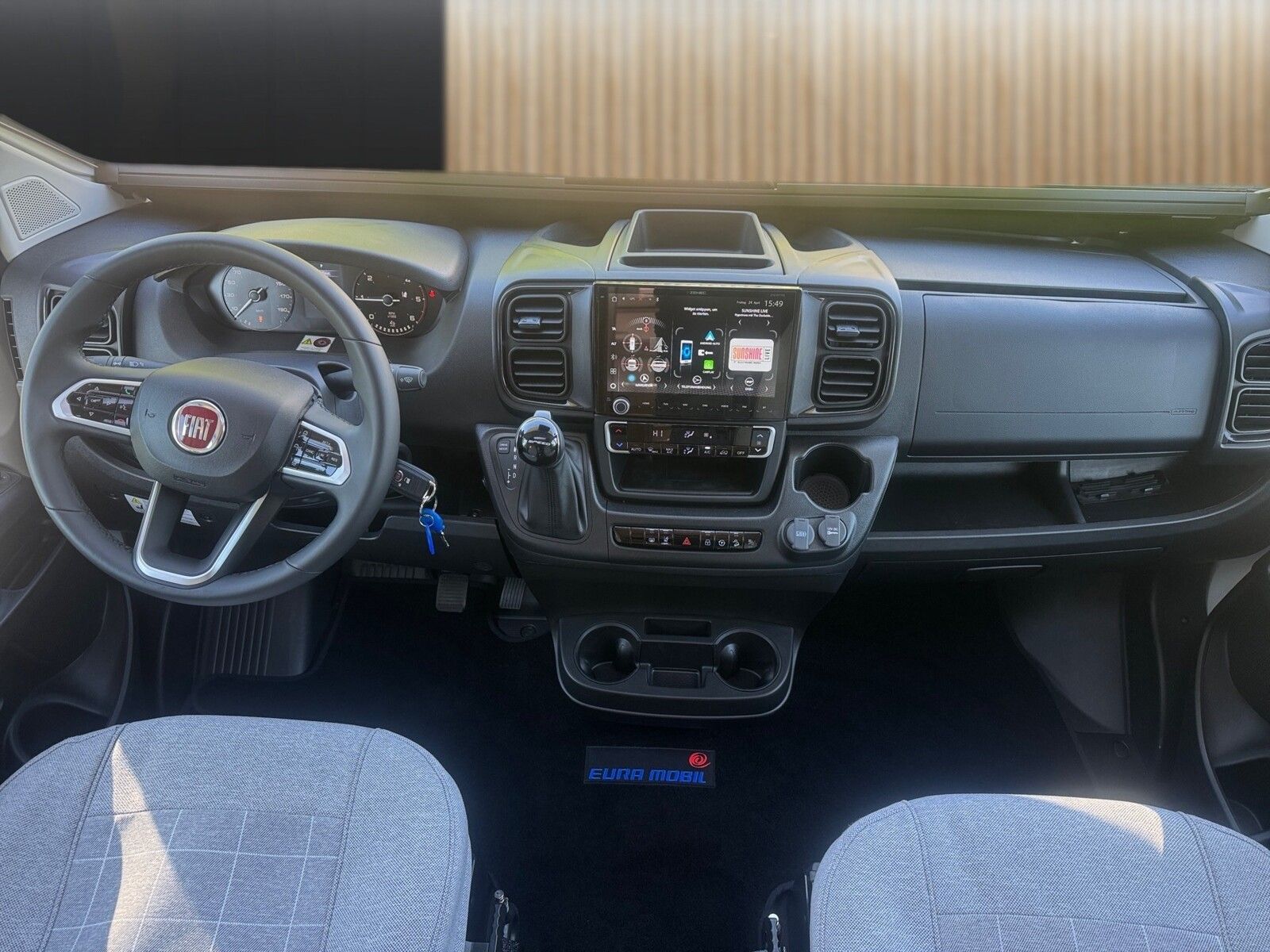 Fahrzeugabbildung Eura Mobil Profila RS PRS 720 QF AHK Autom. Fahrassistenz