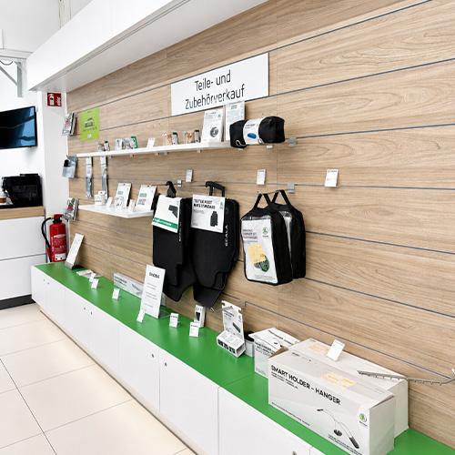 showroom-image-bottom