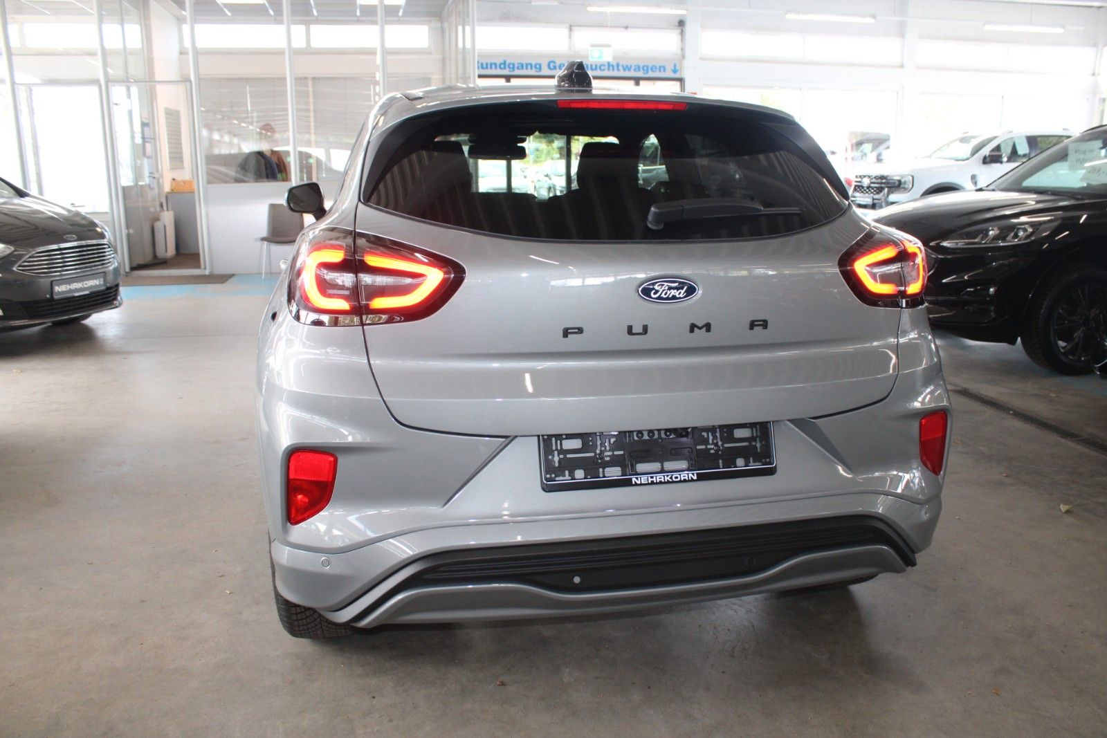 Fahrzeugabbildung Ford Puma 1,0 EcoBoost Hybrid ST-Line Automatik GJR