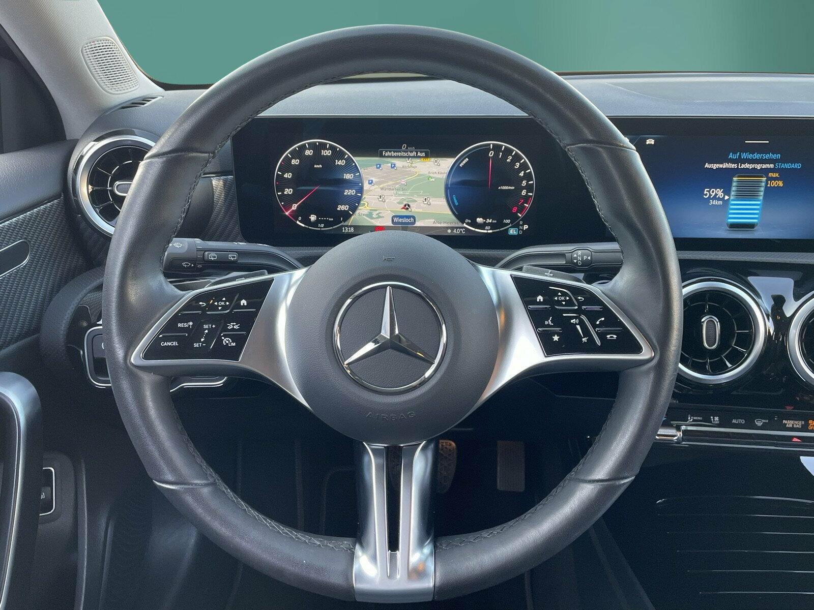 Mercedes-Benz A 250 e PROGRESSIVE+KAMERA+LENKHZ+SHZ+SPUR/BREMS