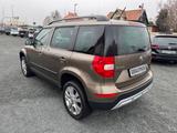 Skoda Yeti Elegance Outdoor / Navi - Bi-Xenon - PDC - Skoda Yeti: Leder