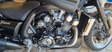 Yamaha VMAX 1700 Einzelstück mit  neuem Motor - YAMAHA MEHR ALS 1500 CCM