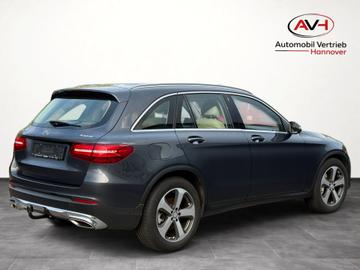 صورة 4 لـ 2015 Mercedes-BENZ GLC