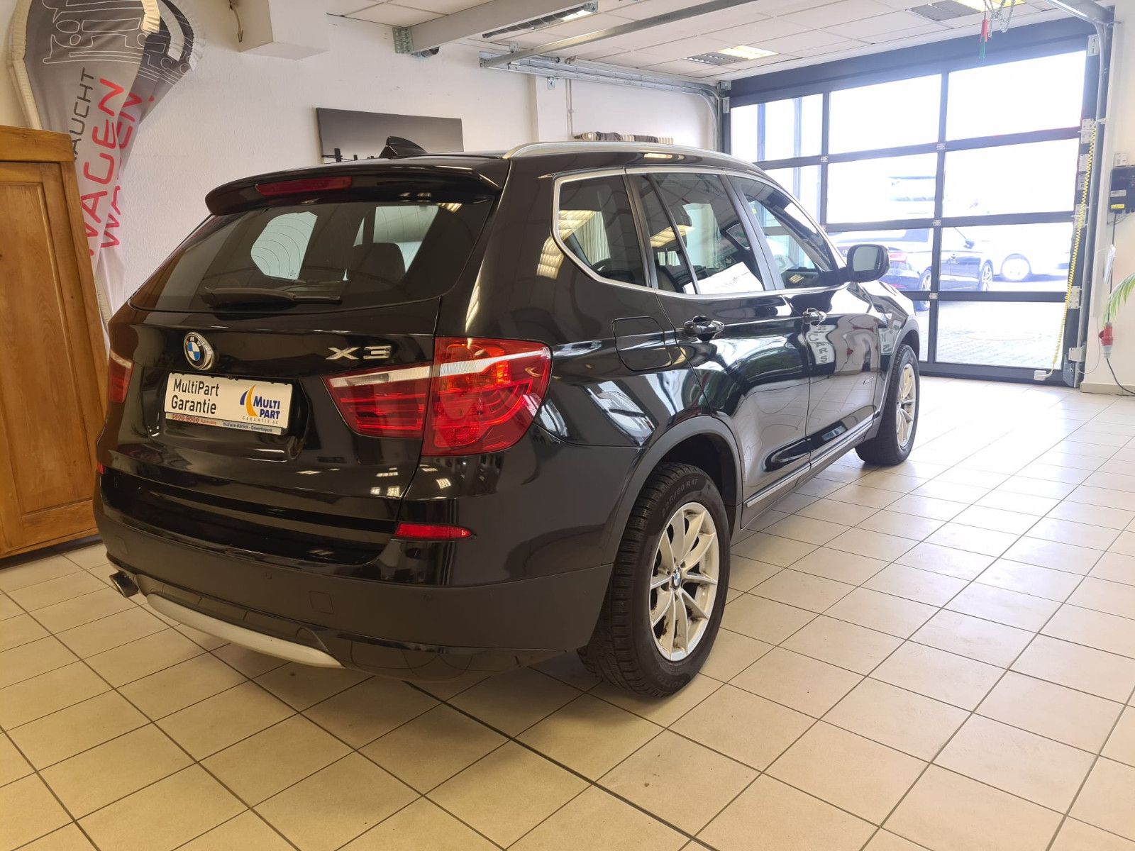 Fahrzeugabbildung BMW X3 xDrive 20 d / NAVI / KAMERA / LEDER / XENON