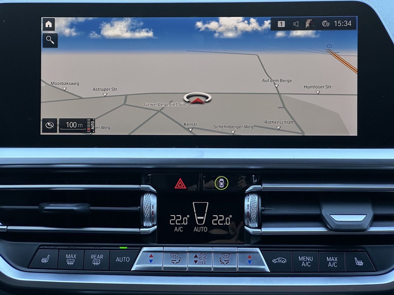 Fahrzeugabbildung BMW 330e M-Sport NAV+LASER+HEAD-UP+19ZOLL+KAMERA+H&K