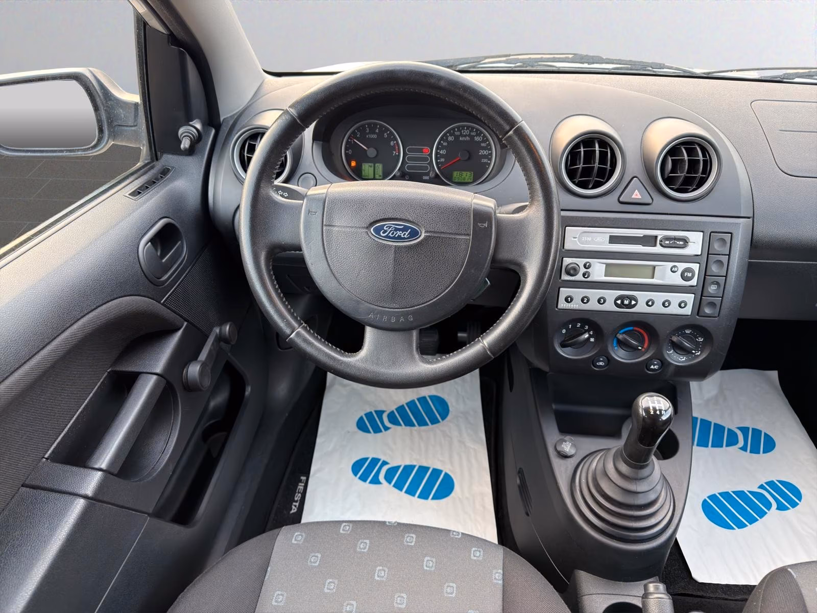 Ford Fiesta 1.4 16V*Trend*Tüv 09-2027*AHK*8-Fach*2.Hd