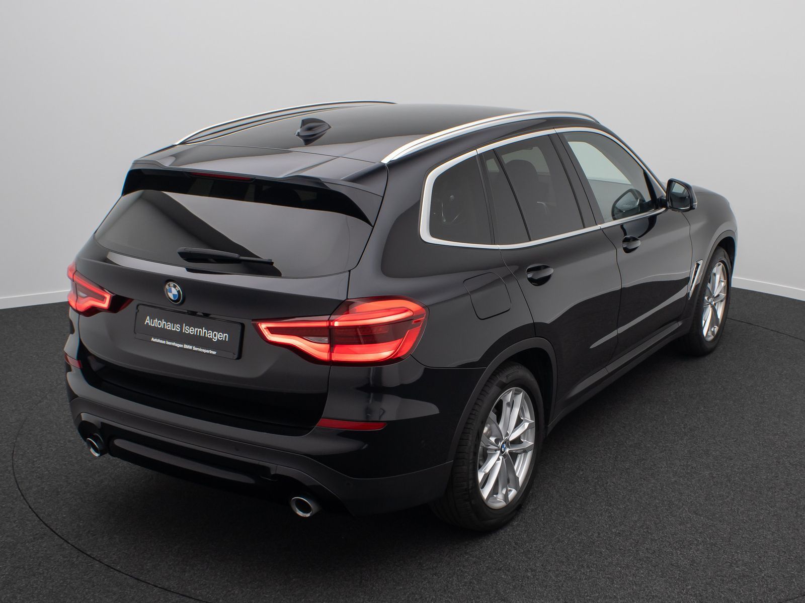 Fahrzeugabbildung BMW X3 xD20d Kamera HUD Komfort HiFi Alarm Leder 19"