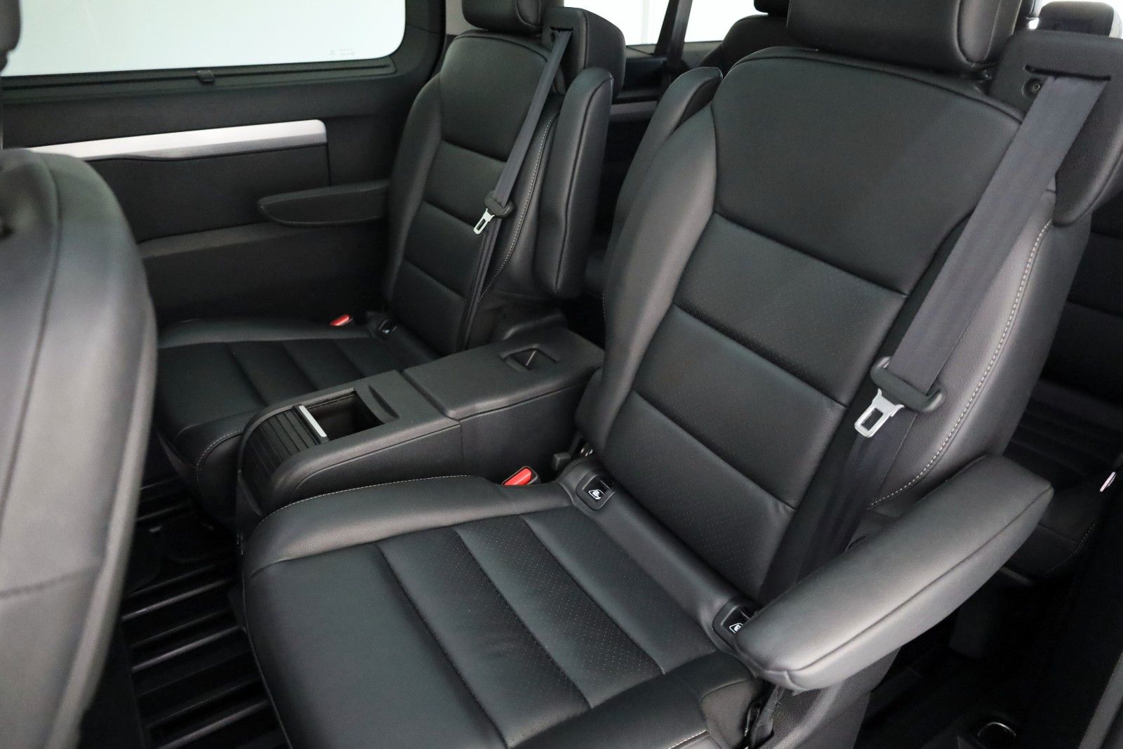 Fahrzeugabbildung Opel Zafira Life Elegance L,Leder,Navi,Pano,7Sitz,+WR