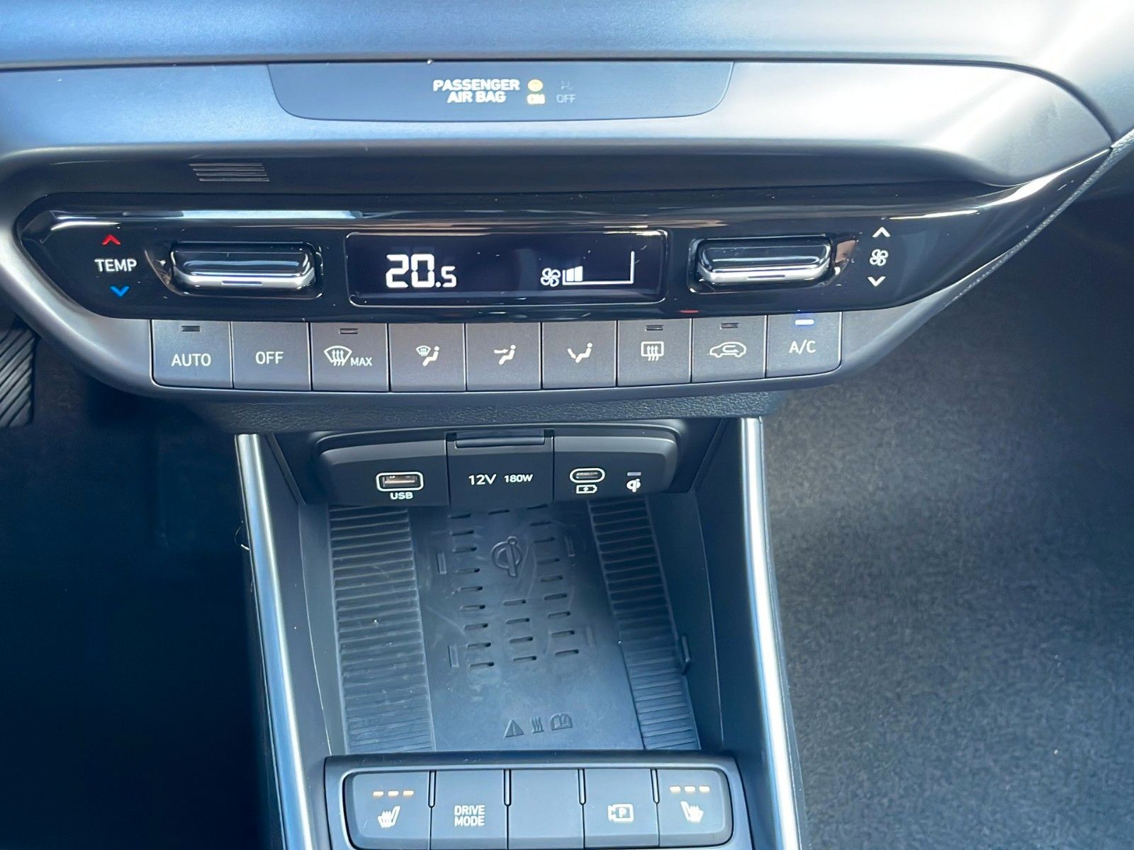 Hyundai i20 - Bild 16